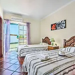 Bitoque Villa