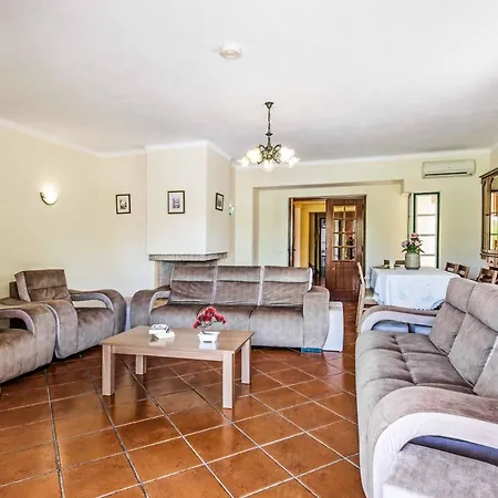 Bitoque Villa *