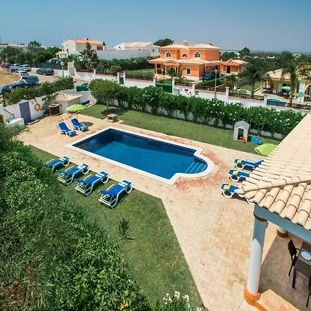 Bitoque Villa