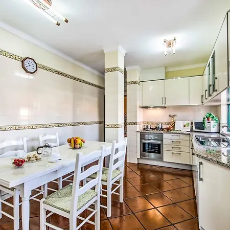 Bitoque Villa *